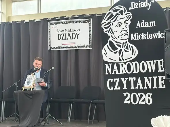 Narodowe Czytanie „Dziadów” w Działoszycach – wspólne święto literatury
