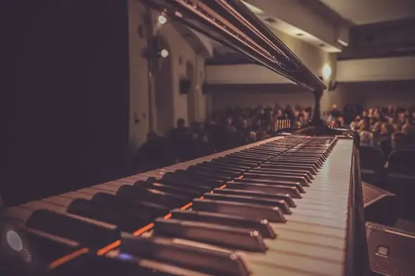 Recital Joanny Trzepiecińskiej zakończył 5. Festiwal Filmowy Natura Kina w Pińczowie