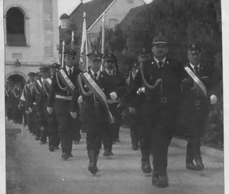 Historyczne wspomnienie z 2005 roku: Gala w Kijach i przekazanie Poloneza Trucka dla OSP